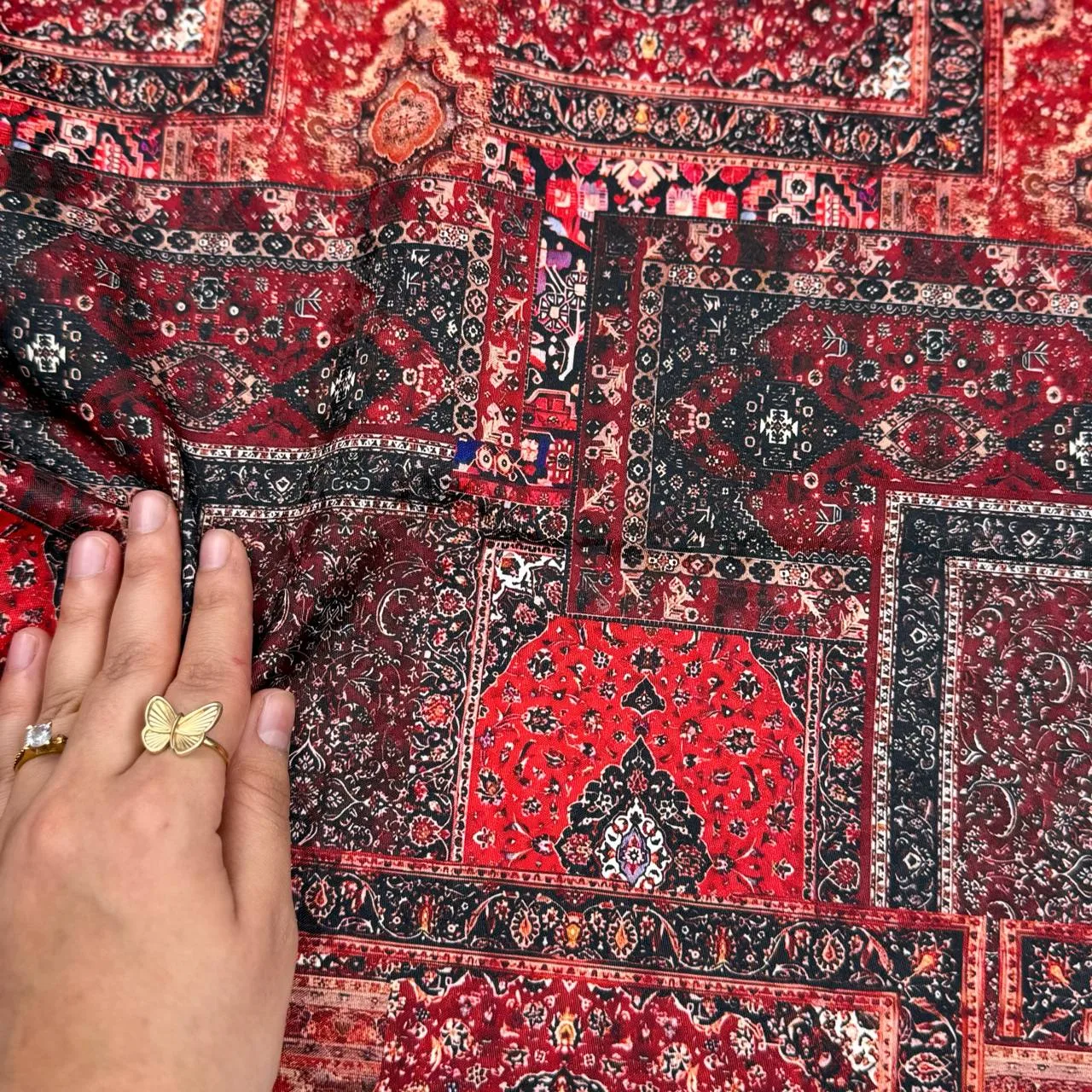 photo_2025-11-29_23-22-43 فرش قرمز ایرانی | کد 6924 - تصویر 1