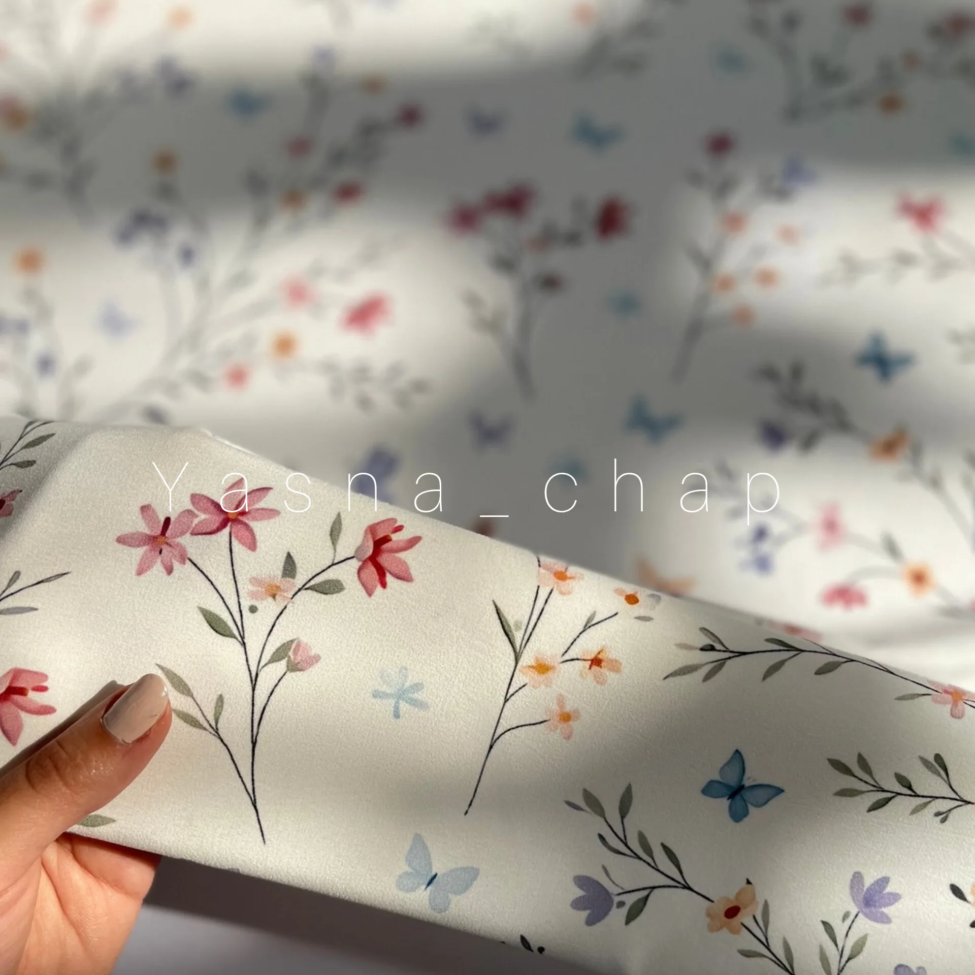 InShot_۲۰۲۶۰۲۱۶_۲۰۵۲۴۲۷۸۴ گل مینیمال | کد 6968 - تصویر 1