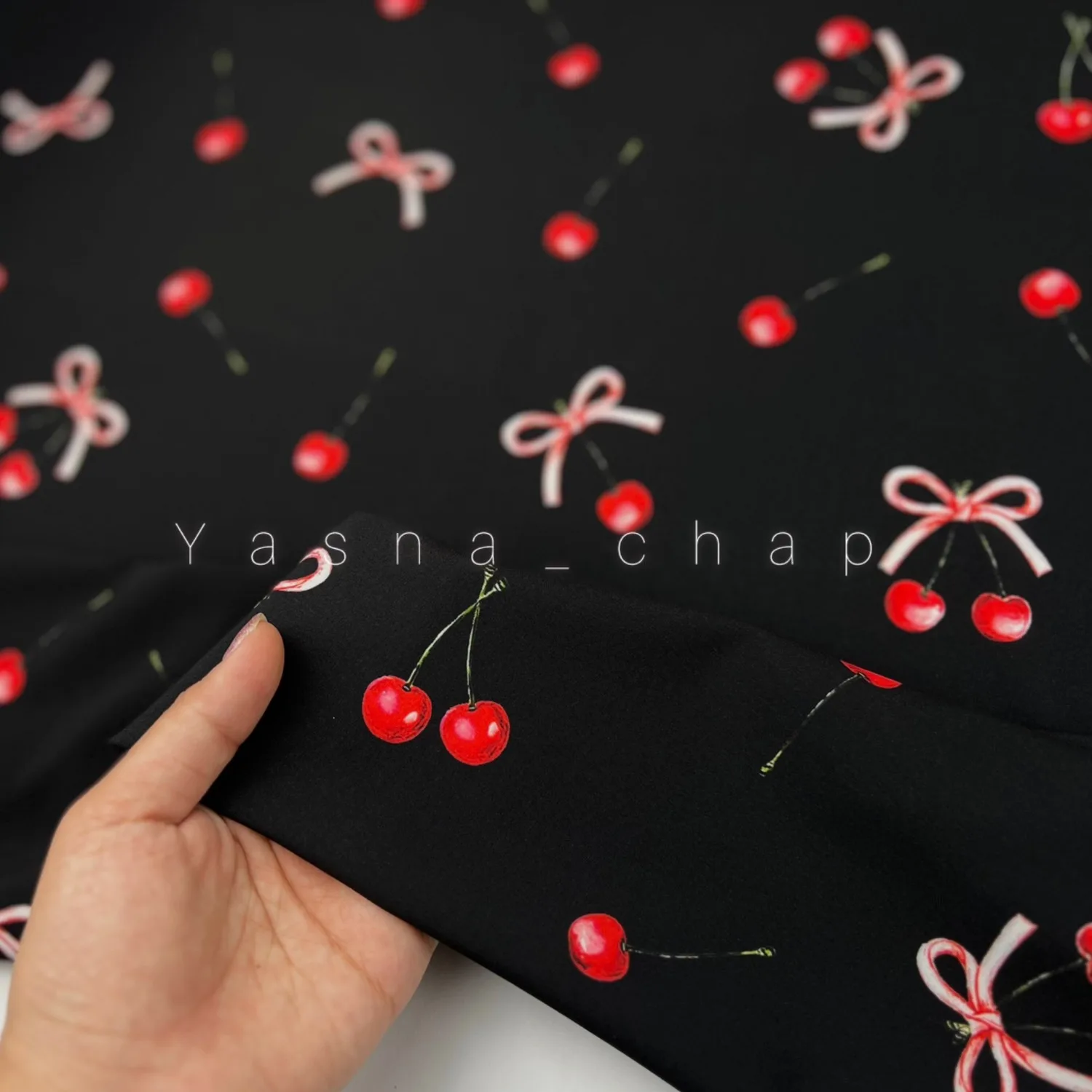 photo-output-62 گیلاس پاپیونی مشکی | کد 7121 - تصویر 1